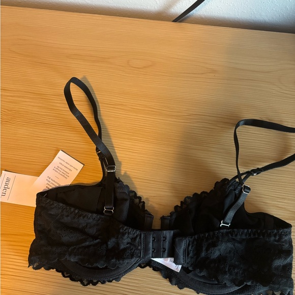 Target Black Lace Underwire Bra - Picture 3 of 3